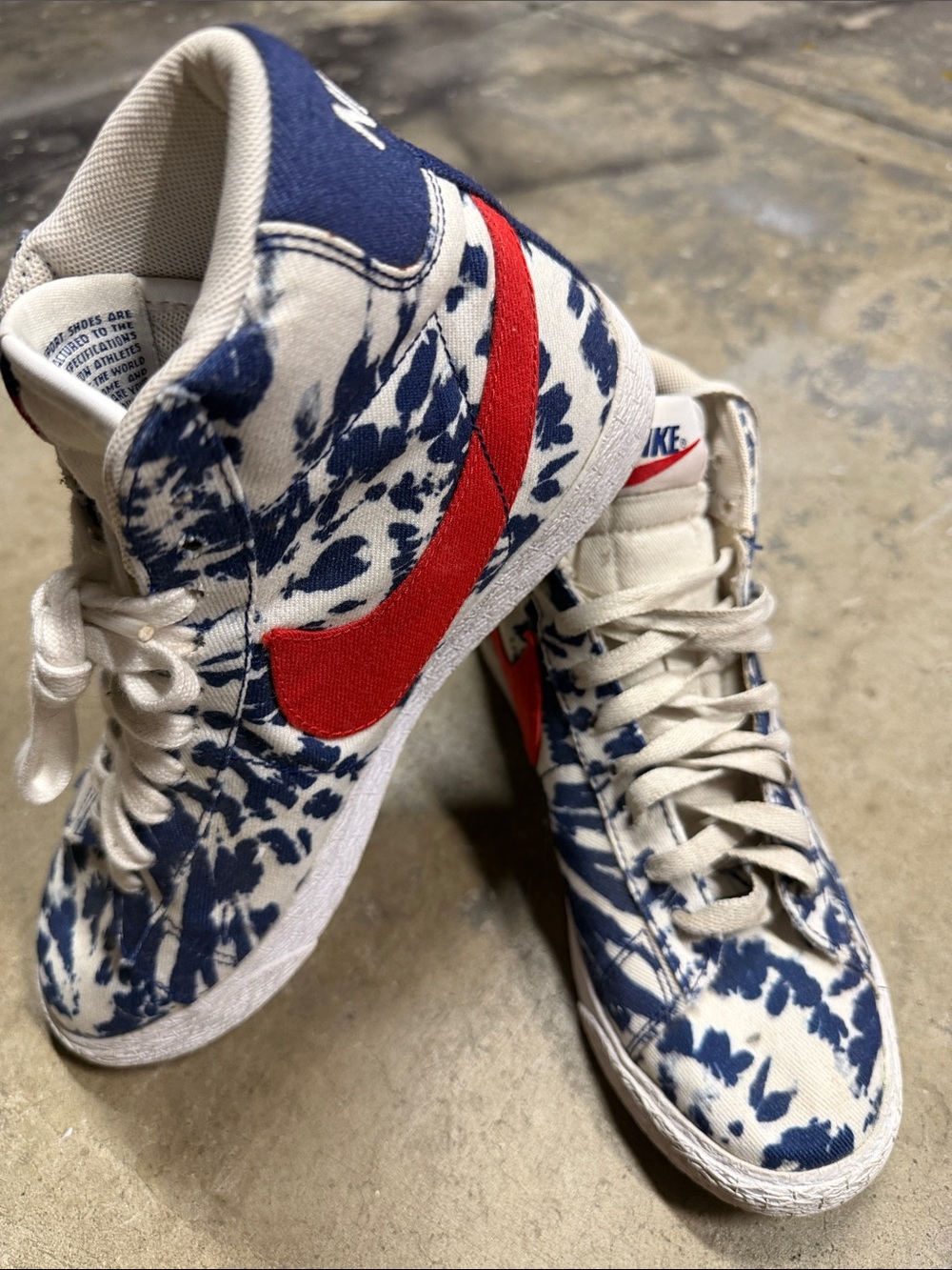 Nike Kids High-Top Sneakers in Red, Navy & Cream Floral